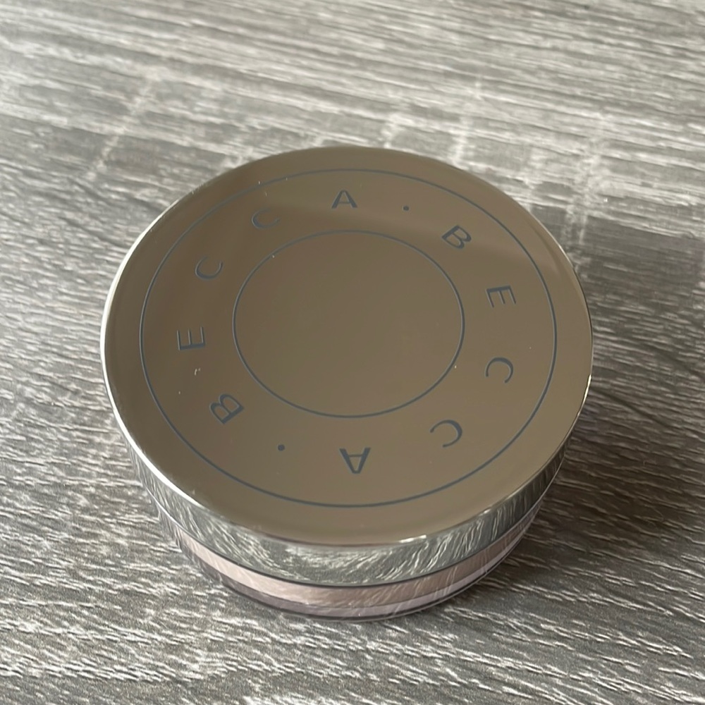BECCA hydra mist set and refresh powder